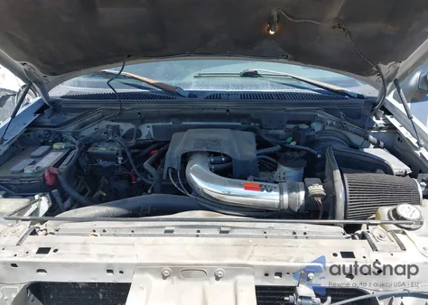 2003 Ford F-150 Lariat/Xlt from USA, damaged, VIN 1FTRW08L63KD28777